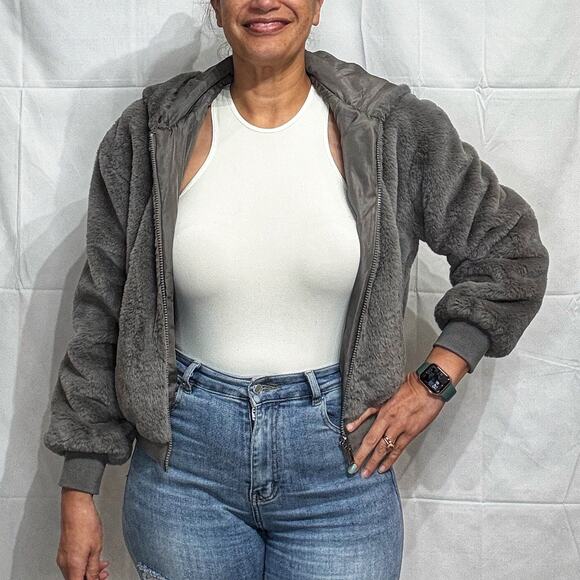 Gray Faux Fur Reversible Bomber Jacket Sz S NWOT - Picture 5 of 10